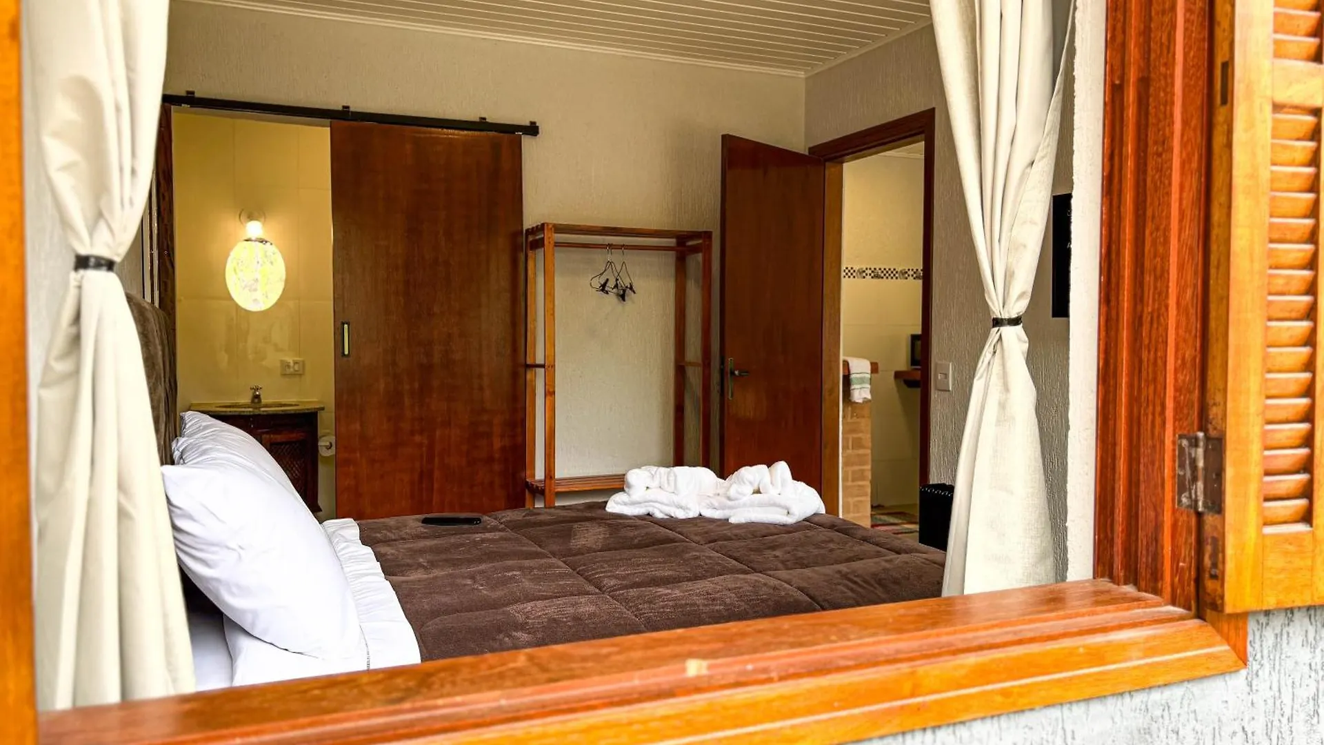Apartment Refugio Das Flores Campos do Jordao Brazil