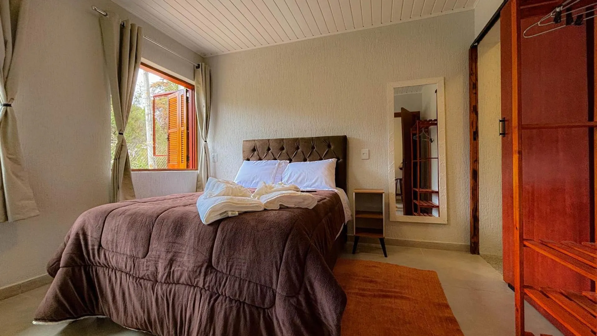 Apartment Refugio Das Flores Campos do Jordao